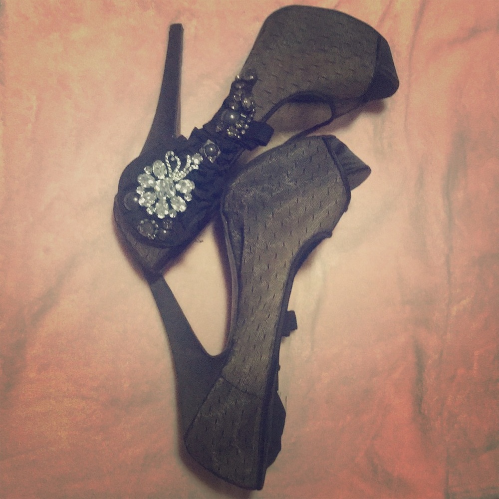 Andie WP Front Platform High Heel Black Netted